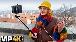 Sömnproblem mot hot fuck med en blond milfel