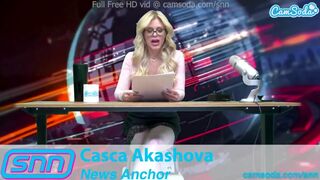 Casca Akashova newscaster milf fantastisk massaging live