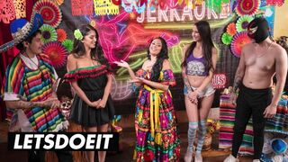 Sophia Leone och Natalia Nix tonårsflickor i het orgie