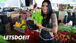 Brun tjej melina zapata plockade mig djupt i sin mogna fitta - latina milf