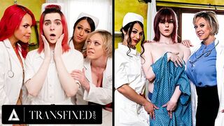 Välja transgender lesbiska läkare - varma milf trillingar och orgasmiska knullar!