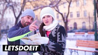 Francesca Di Caprio vild analsex med Neeo utomlands