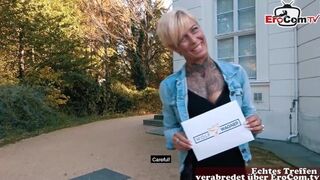 Tunn tysk blond tonåring får frukost datum oväntat knull