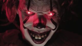 Pennywise är den lustfulla clownen som knullar och fyller din heta flickvän Diana Daniels - Halloween special