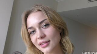 Loren Strawberry har en tight tonåring fitta anal på hotellet
