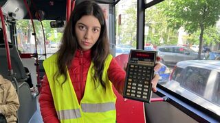 Busschauffören fångade de lurade passagerarna och knullade honom med sin smak i cumshot