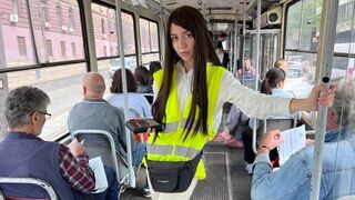 Busschauffören förändrar sitt liv och knullar passageraren