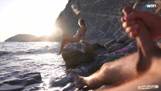 Fuckflash på nudiststrand: främmande flicka hjälpte till att njuta av