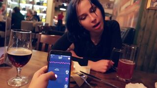 Jag bröt min styvsysters vibrator i baren för att få henne att gråta