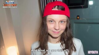 Den söta leverans flicka åt min pizza och knullade mig hårt för det