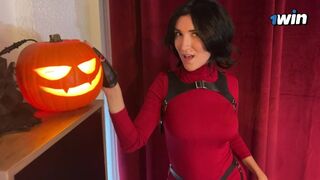 På Halloween natt glömde ada att bära trosor och bli knullad hård