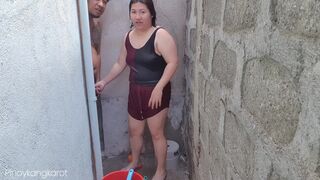 Filipina flicka i badrummet, hård knullad