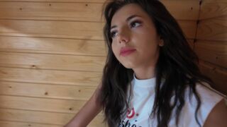 I Sauna, ensam med min turkiska styvsyster, blev hon en vild knull