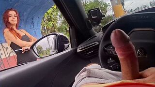 Röd tonåring tittar på en dick slå dig offentligt i bilen
