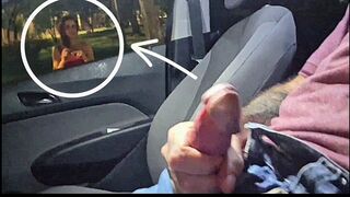 Jag visade min kuk till en vacker okänd kvinna vid busshållplatsen offentligt!