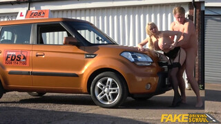 Falsk körskola - vad sägs om att prova den på motorhuven?