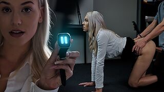 Blonde Doctor ber Big Tail - frysa tid att stoppa och bete sig i passion