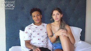 Unga latinska par amatör knullar - Hot Guys Fuck