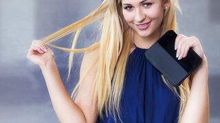 Tracy Lindsays blonda förförelse i ett hett sensuellt spel