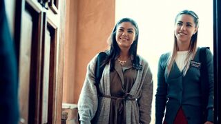 Sorglig historia om religiösa men lesbiska tonårsflickor